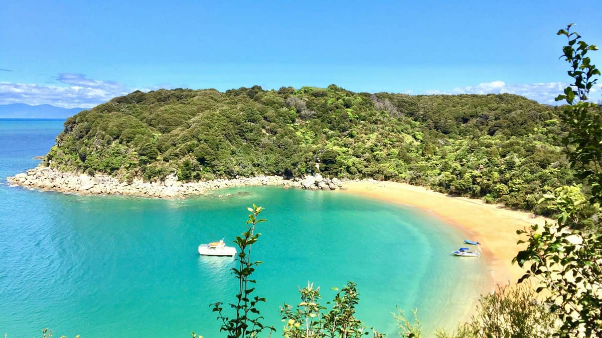 Abel Tasman National Park – Coastal Walks & Kayaking